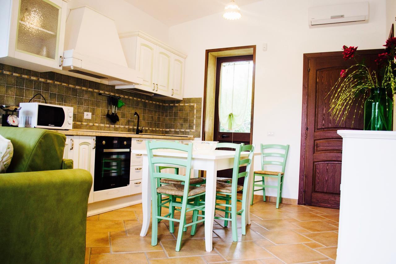Tenuta Le Crie มาลเย ภายนอก รูปภาพ